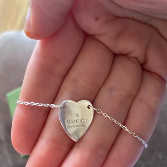 GUCCI Heart Bracelet - Picture 4 of 4